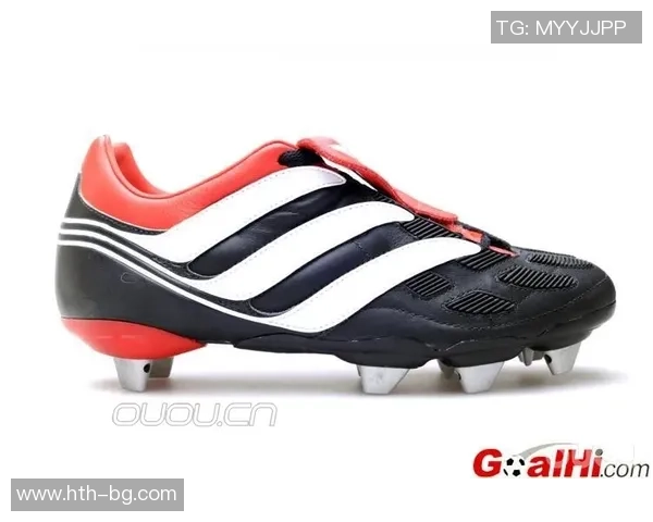 提升足球鞋使用寿命的秘密武器撑鞋器的多重功能与使用技巧解析 提升足球鞋使用寿命的秘密武器撑鞋器的多重功能与使用技巧解析